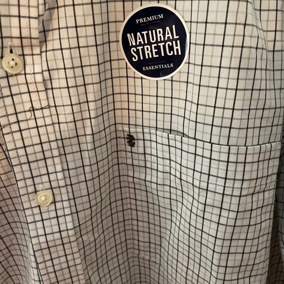 IZOD Premium Men’s Button Up Shirt White and Black - Picture 4 of 5